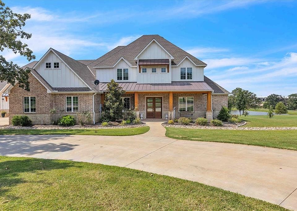 1st image of 9757 Bear Creek Rd