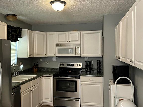 5th image of 1308 Mernie Dr