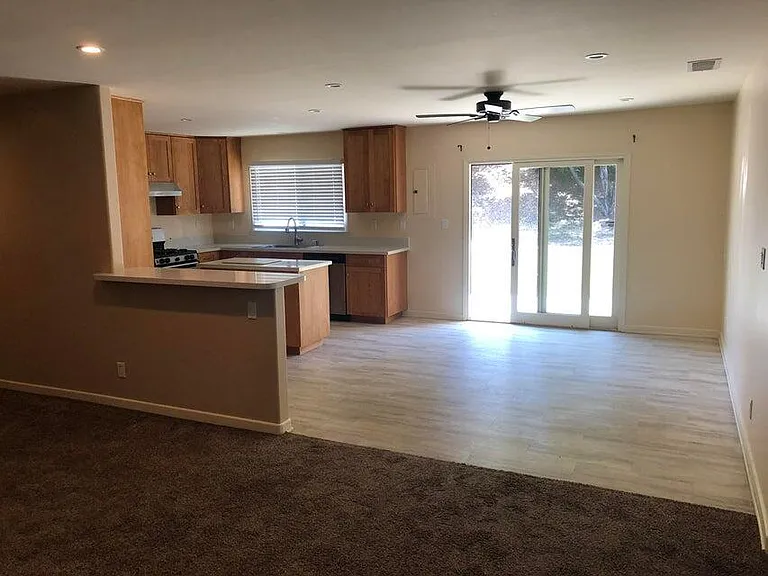 5587 Cathedral Oaks Rd — Photo 13