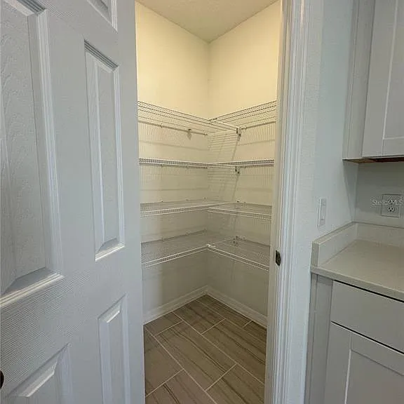 3521 Yarian Dr — Photo 6