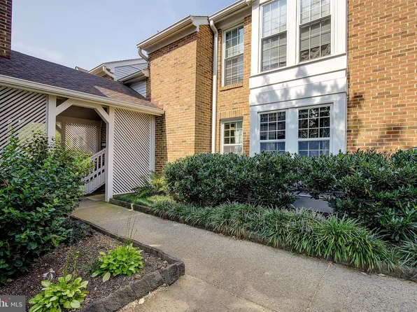 2588 S Arlington Mill Dr #3, Arlington, VA 22206