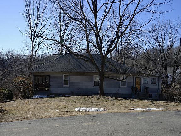 4th image of 2230 Overlook Rd NE