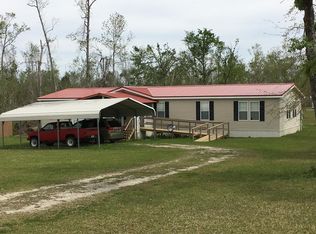 2190 Jolie Ave, Grand Ridge, FL 32442