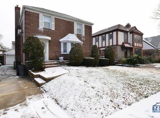 7507 190th St, Fresh Meadows, NY 11366