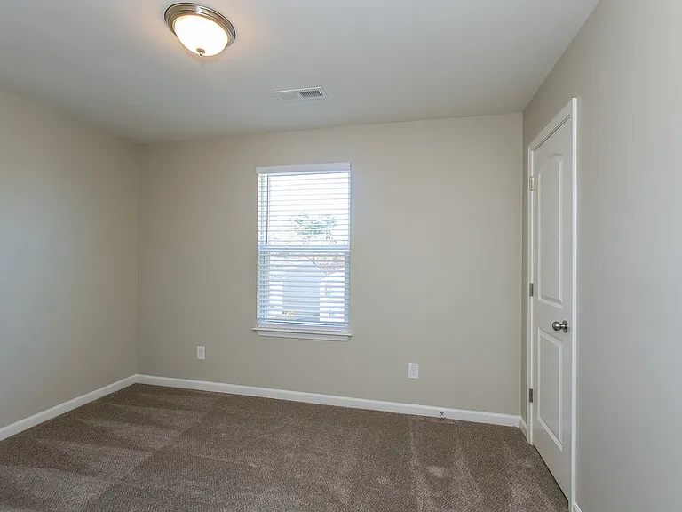 913 Cassidy Dr — Photo 11