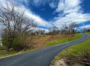 99999 Conns Ln, Lancaster, KY 40444