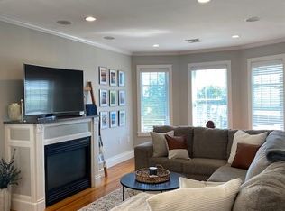 61 Neponset Ave, Dorchester, MA 02122