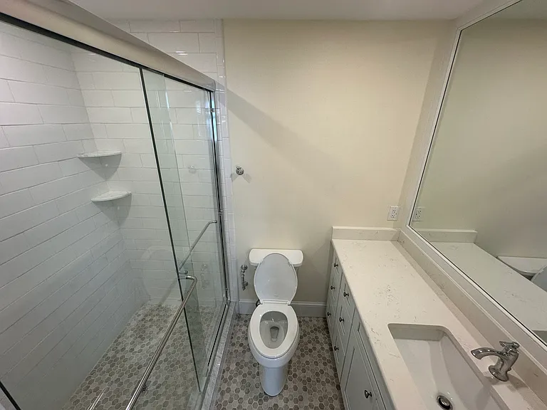 7904 Germantown Ave #1R — Photo 12