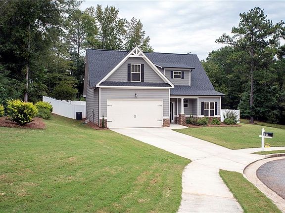 3rd image of 631 River Rock Cir