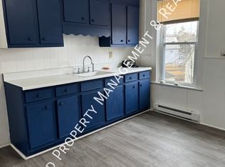 342 Knight St, Woonsocket, RI 02895