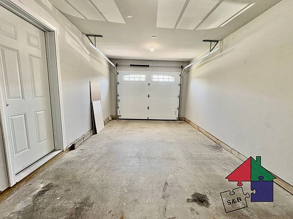 3rd image of 57 Green St #201