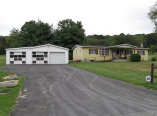 483 Schoolhouse Rd, Stoystown, PA 15563