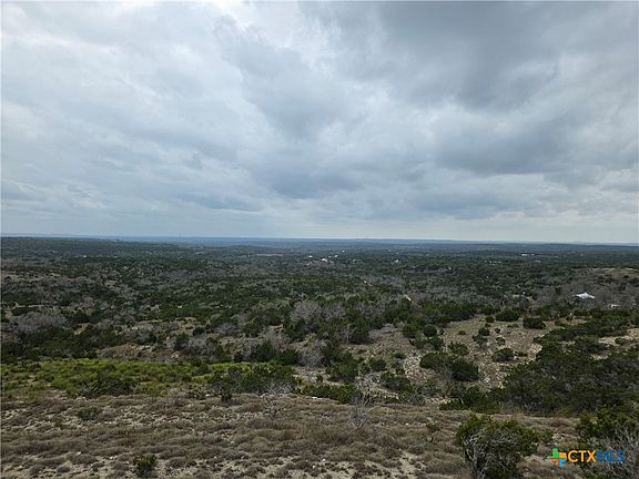 4th image of 1017 Montell Rd