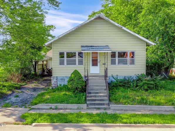 1225 Concannon St, Moberly, MO 65270