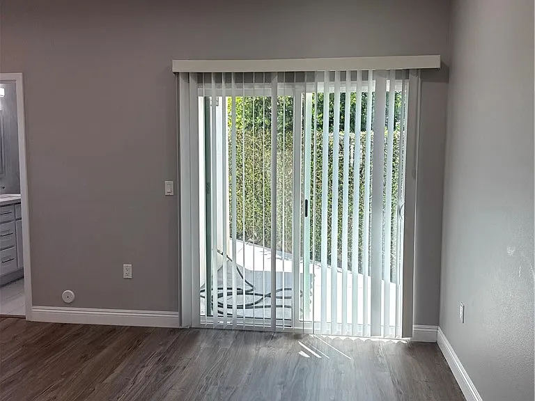5272 Barcelona Cir — Photo 20