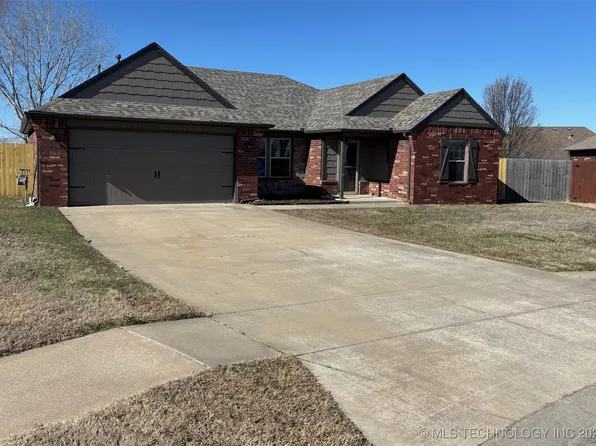 114 W 135th St N, Skiatook, OK 74070