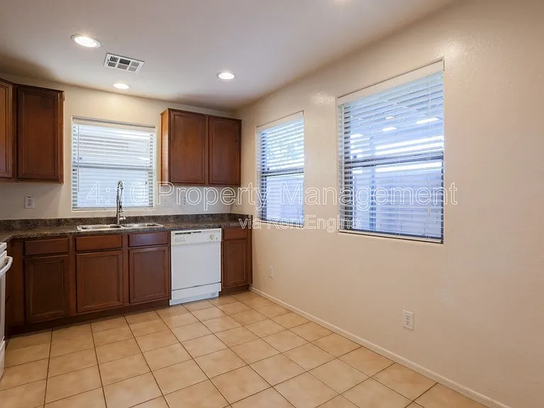 1774 S Seton Ave — Photo 12