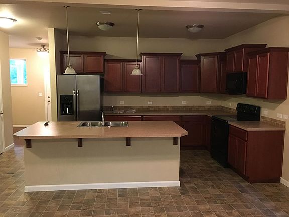 4th image of 7517 Columbia Way NE