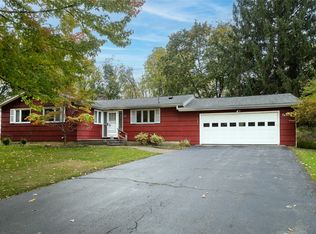 12 Westview Cres, Geneseo, NY 14454
