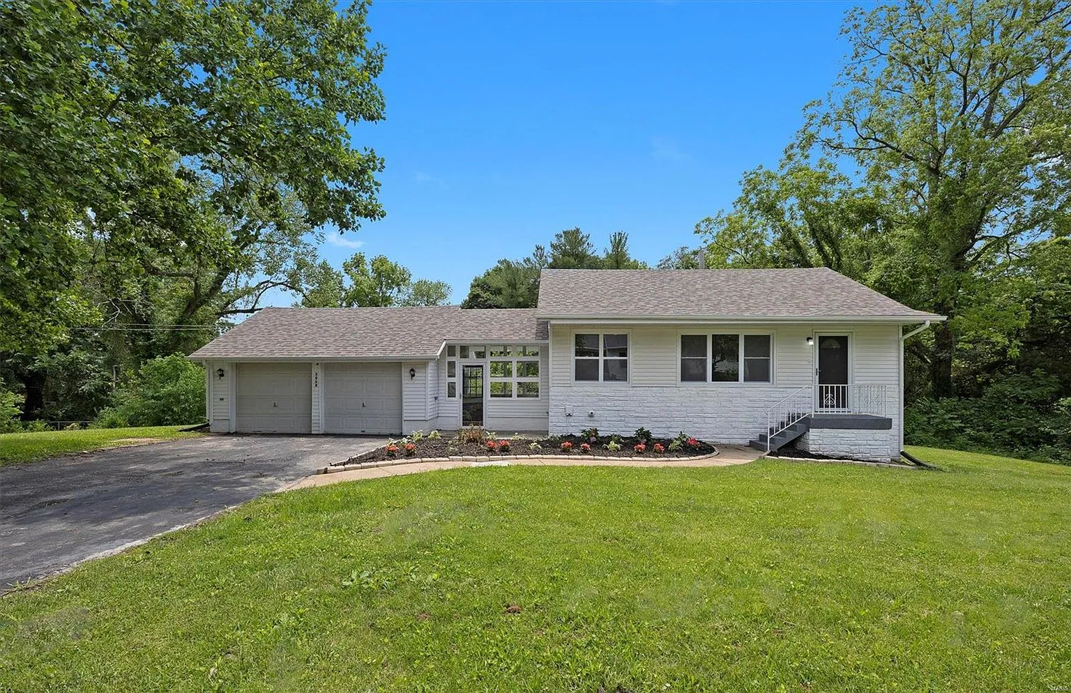 5908 Wilson Dr photo 1