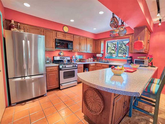 5th image of 414 Egret Ln #414