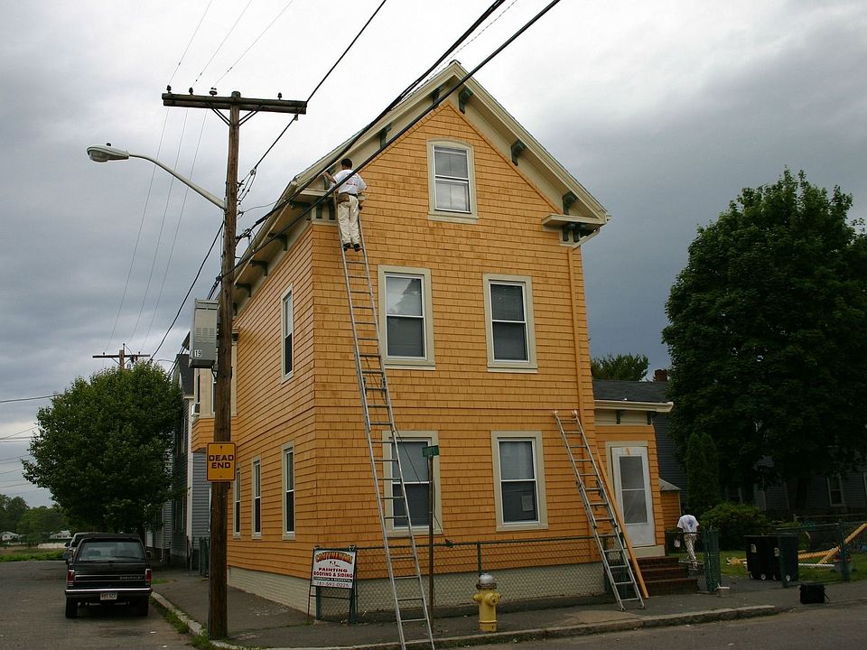 2nd image of 16 Cross St