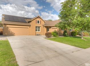 170 Oakridge Dr, Dayton, NV 89403