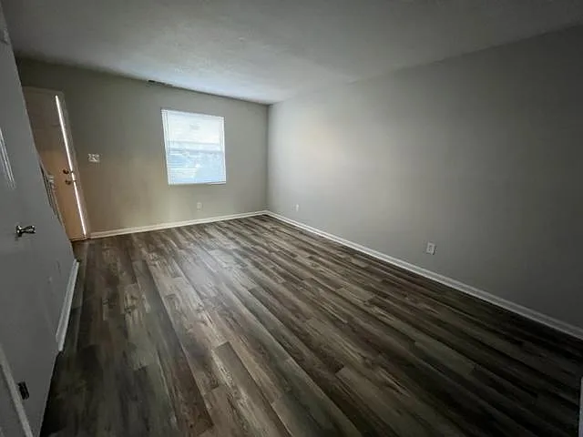 1823 Merritt Dr #C — Photo 2