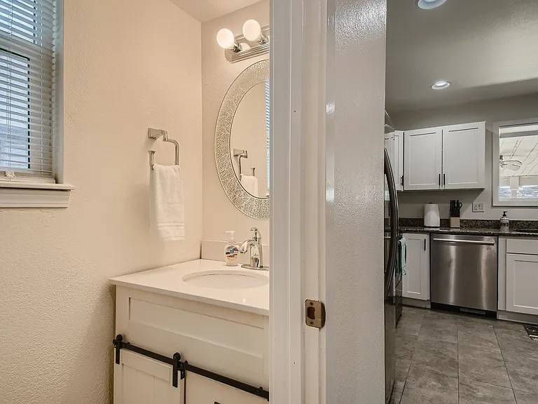 3846 Dyanna Dr — Photo 14