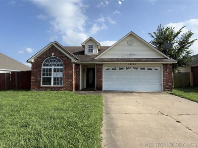 12006 E 115th St N, Collinsville, OK, 74021