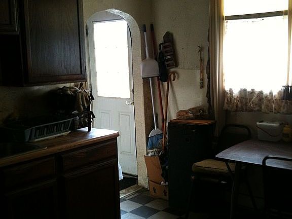 4th image of 2319 S 18th St