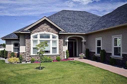 2nd image of 102 Linda Ln