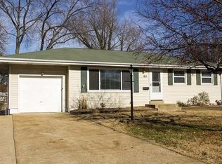 65 Ruth Dr, Florissant, MO 63031