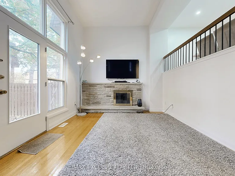 10 Crockamhill Dr — Photo 5