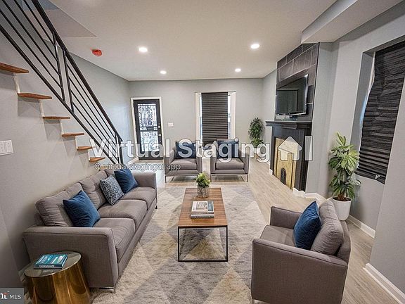 3rd image of 6124 Lensen St