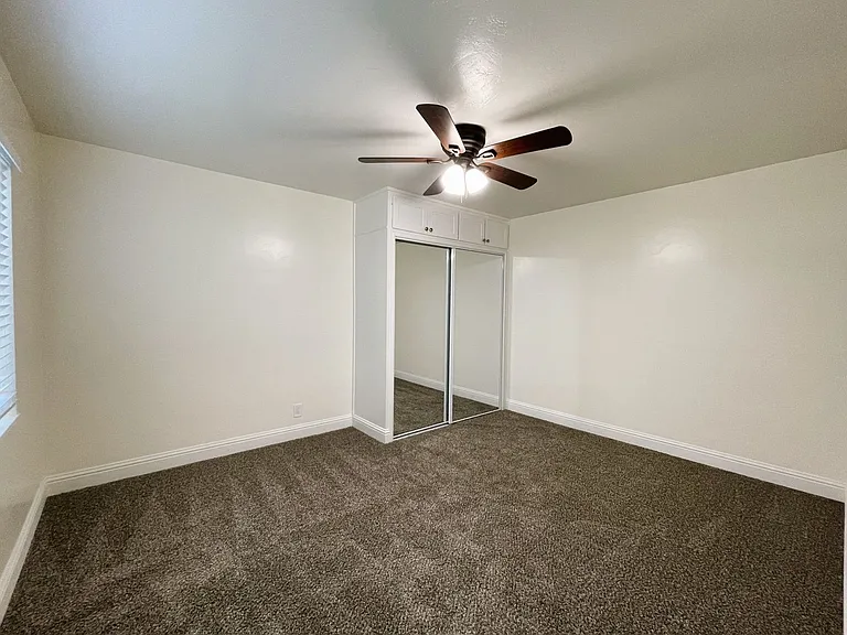 Village Commons Apts. — Photo 8