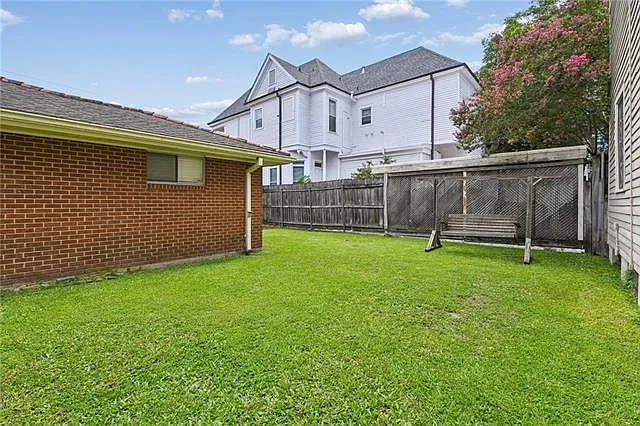 1400 Dufossat St — Photo 16