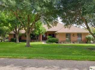 806 Blaylock Cir, Salado, TX 76571