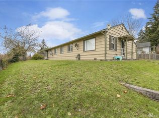 2811 Hemlock St, Bremerton, WA 98310