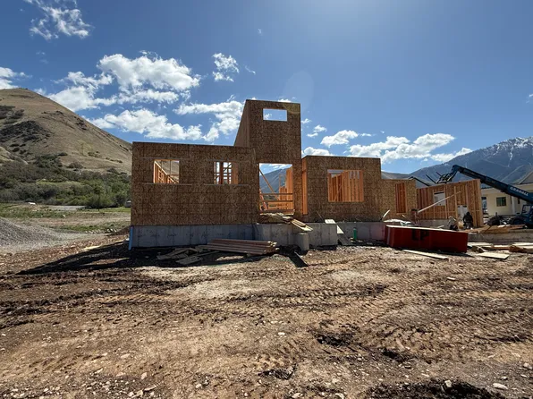 829 S 2200 E, Springville, UT 84663