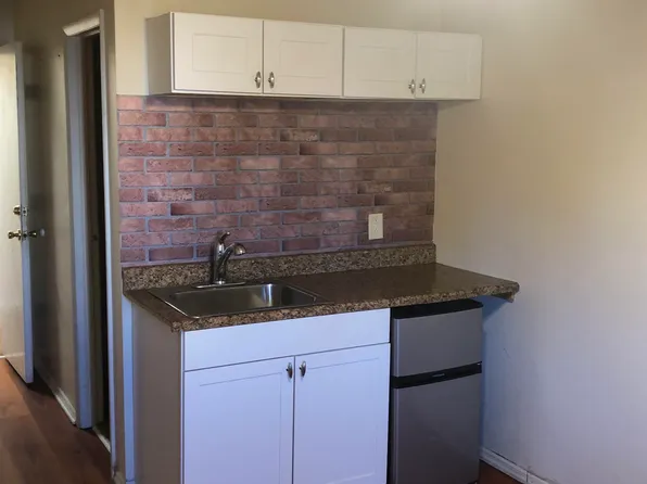 97 E Bridge St Room 1, Oswego, NY 13126