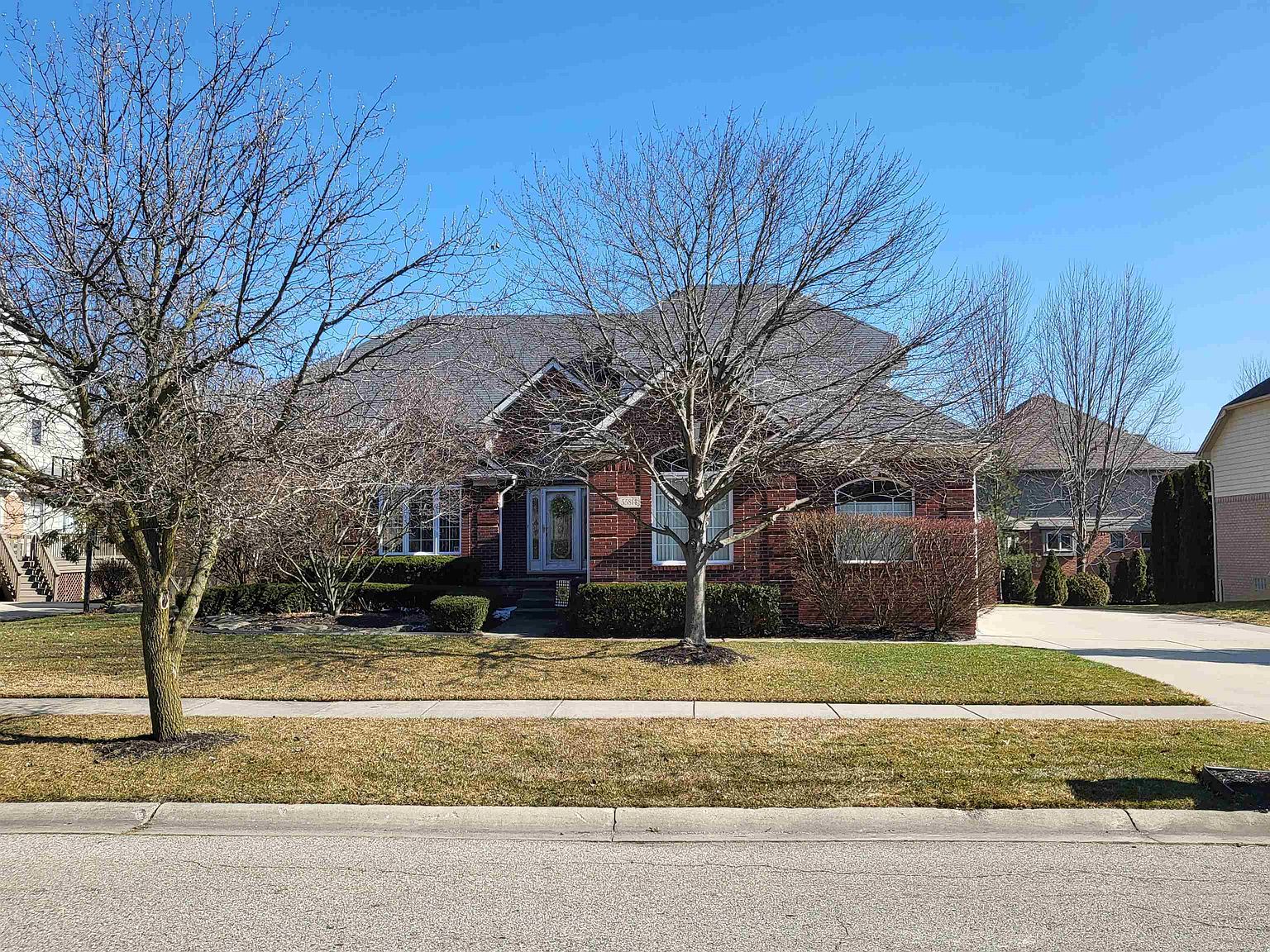 55814 Nicholas Dr, Shelby Township, MI 48316 Zillow