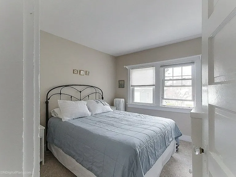Powel Ave — Photo 25