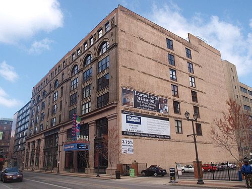 1st image of 1123 Washington Ave #218