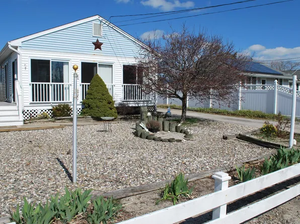 223 W Drumbed Rd, Villas, NJ 08251
