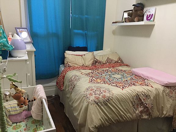 3rd image of 243 W 100th St APT 3R