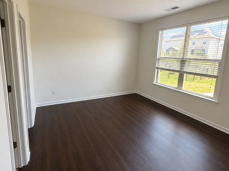 2572 Shoal Park Rd — Photo 12