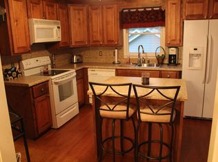 102 Tankersley Dr, Simpsonville, SC 29681