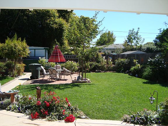 4th image of 668 San Diego Ave