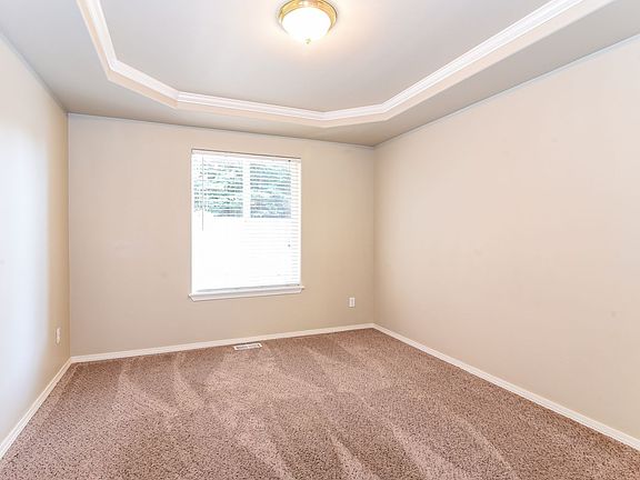 5th image of 38049 38th Ave S